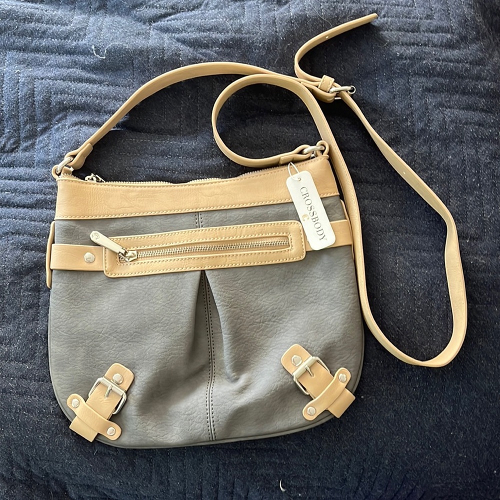 Crossbody purse